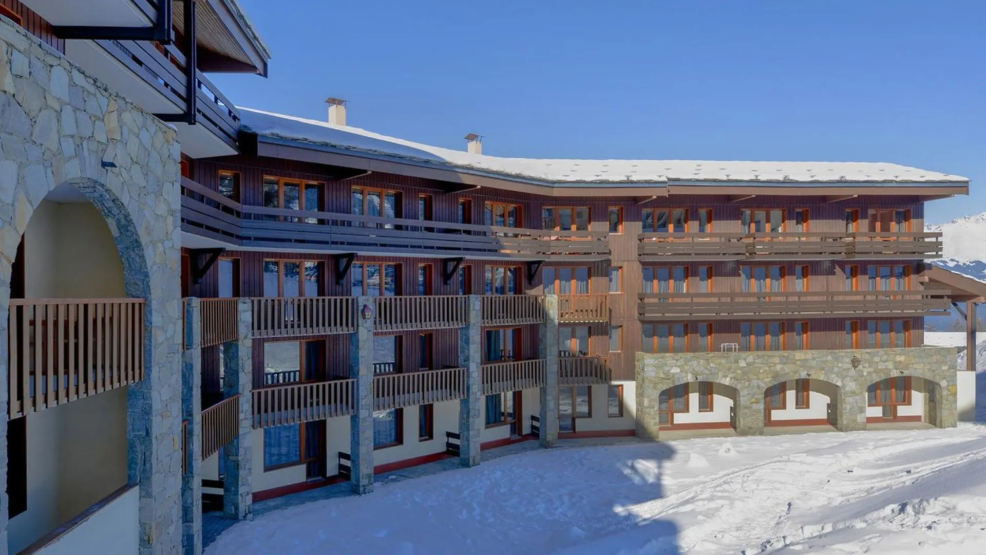 Апартаменты Appartement Renove 8 Pers - Piscine - Sauna - Hammam - Animaux Ok - Fr-1-181-1925 La Plagne-Tarentaise